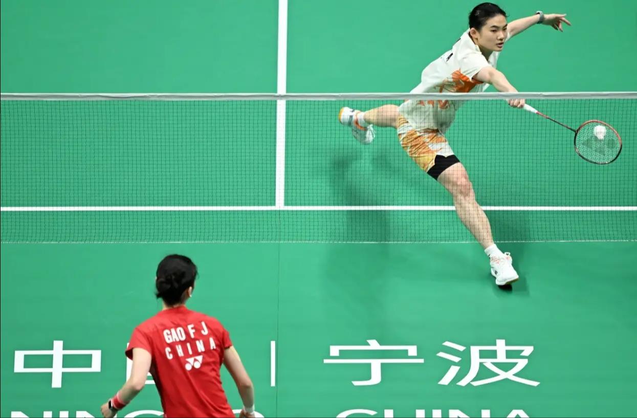 九游官网入口-羽毛球队强势横扫纳达尔晋级半决赛，状态火热！的简单介绍